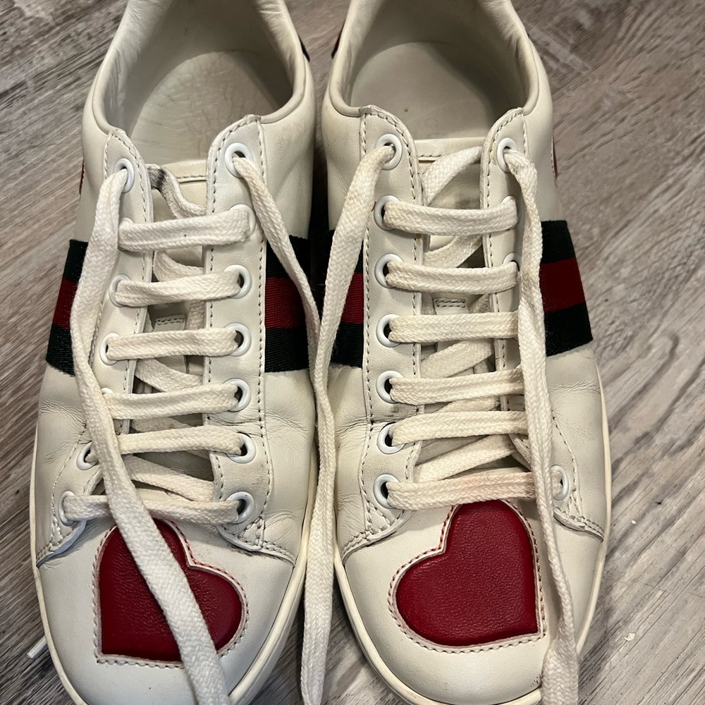SOLD-SOLD Pre-loved authentic Gucci shoes size 35.5 or 5.5-6 US size